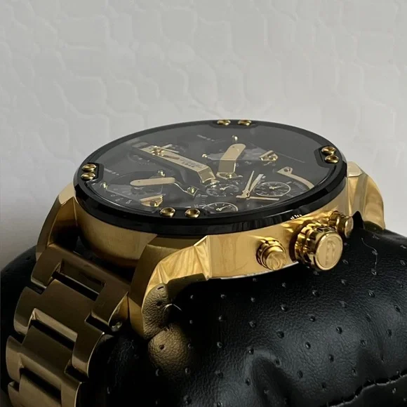 💰SOLD - DZ7333 - Diesel Men’s Mr. Daddy 2.0 Gold-Tone Chronograph Watch - Picture 4 of 13